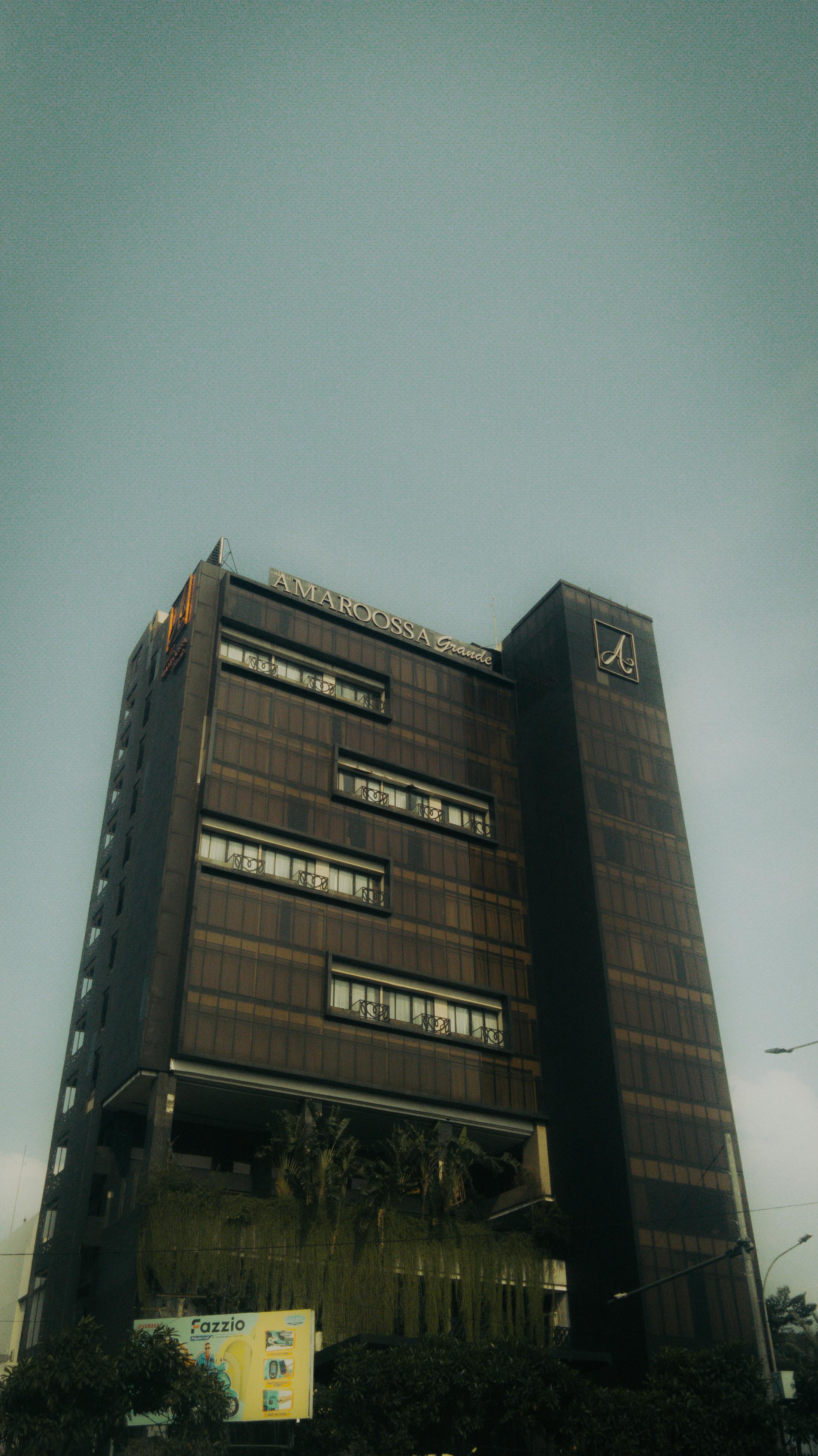 Hotels 2